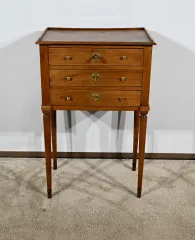Petit Table de Salon en Merisier et Noyer, époque Louis XVI – Fin XVIIIe