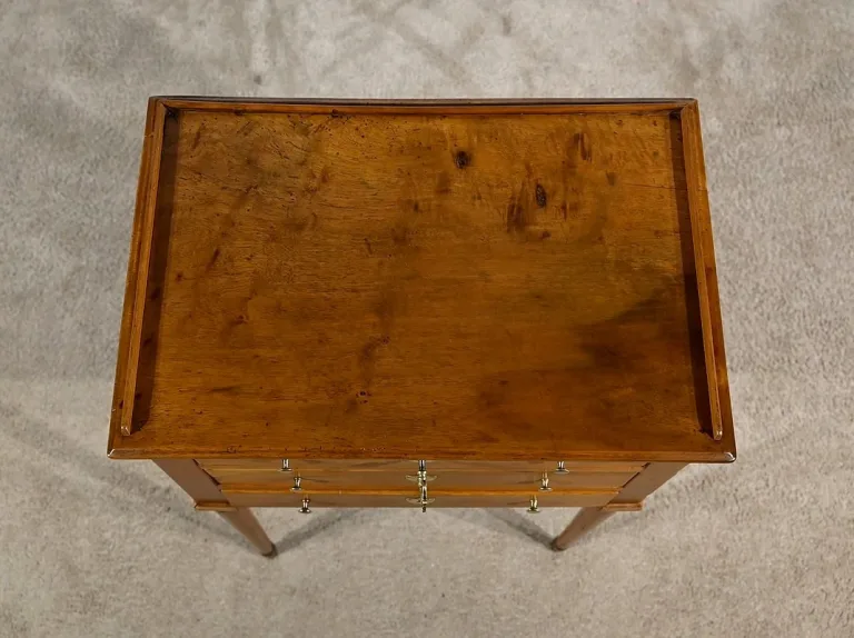 Petit Table de Salon en Merisier et Noyer, époque Louis XVI – Fin XVIIIe