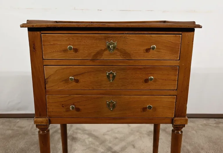 Petit Table de Salon en Merisier et Noyer, époque Louis XVI – Fin XVIIIe