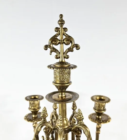 Paire d’importants Candélabres en Bronze Doré, style Louis XIV – Début XIXe