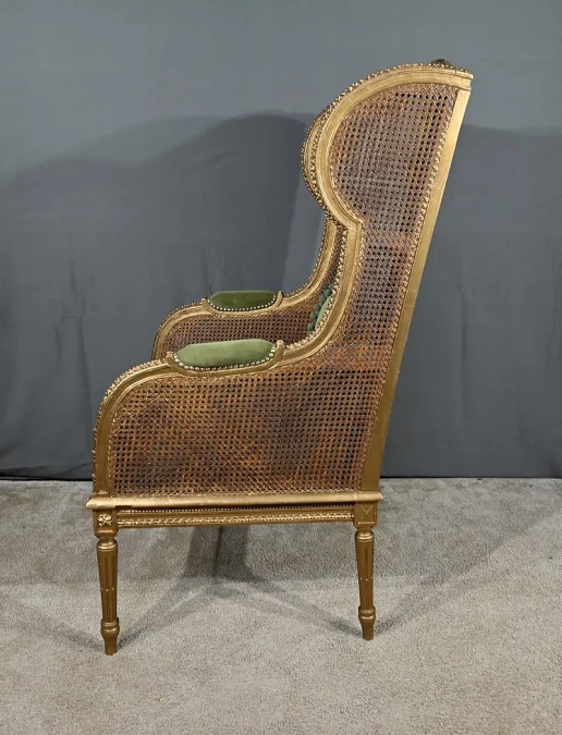 Importante Bergère en Bois Doré et à Oreilles Cannées, style Louis XVI – 1900