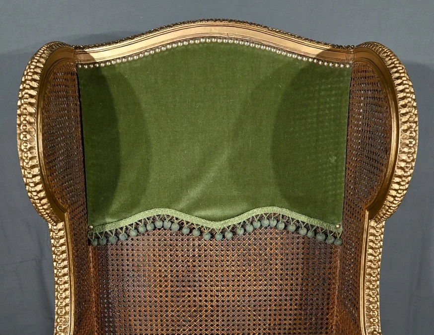 Importante Bergère en Bois Doré et à Oreilles Cannées, style Louis XVI – 1900