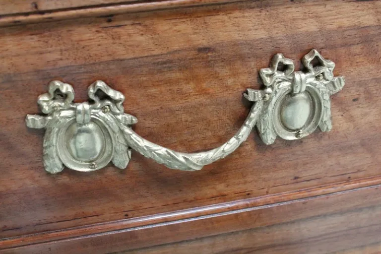KOMMODE AUS LOUIS XVI-ZEITRAUM