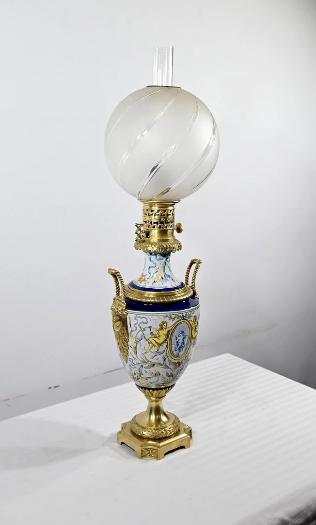Lampe à Pétrole en Faïence, époque Napoléon III – Milieu XIXe