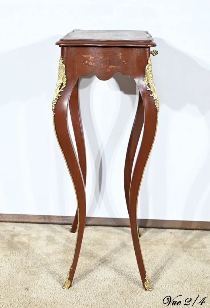 Petite Table à Ouvrage en Bois Laqué, style Louis XV – Fin XIXe