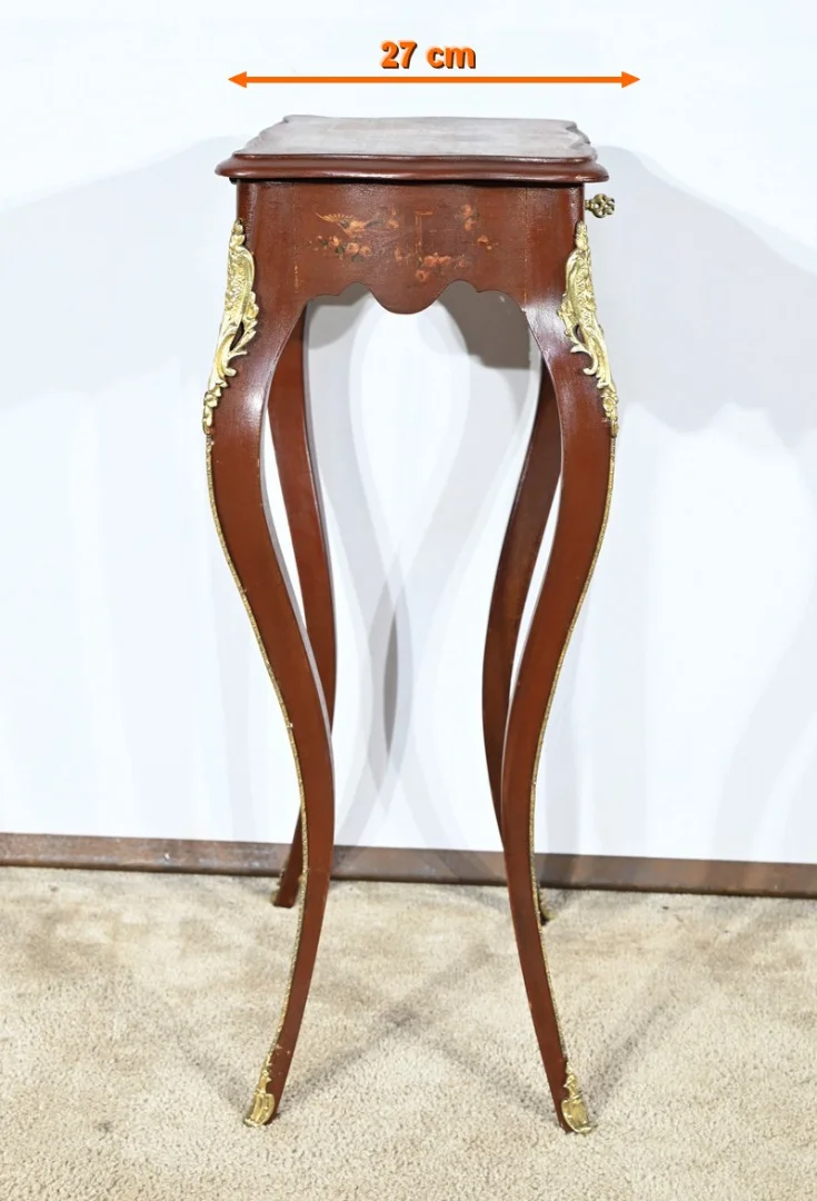 Petite Table à Ouvrage en Bois Laqué, style Louis XV – Fin XIXe