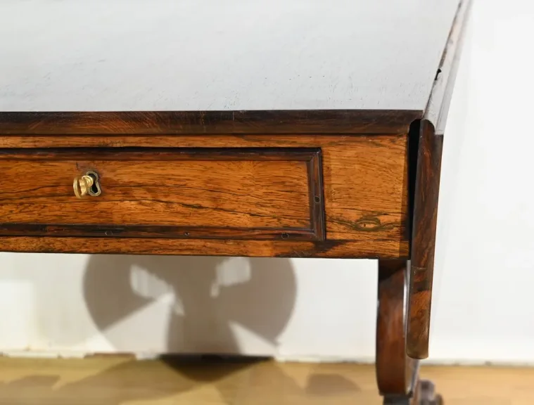 Table Bureau à Volets en Palissandre Massif, époque Restauration – Début XIXe