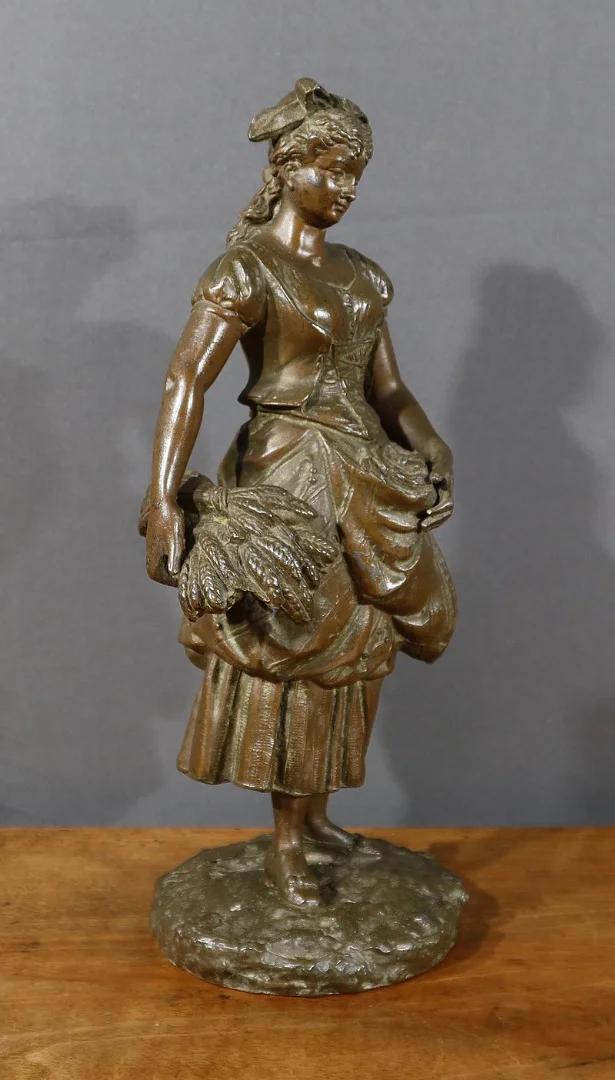 SPELTER STATUETTE