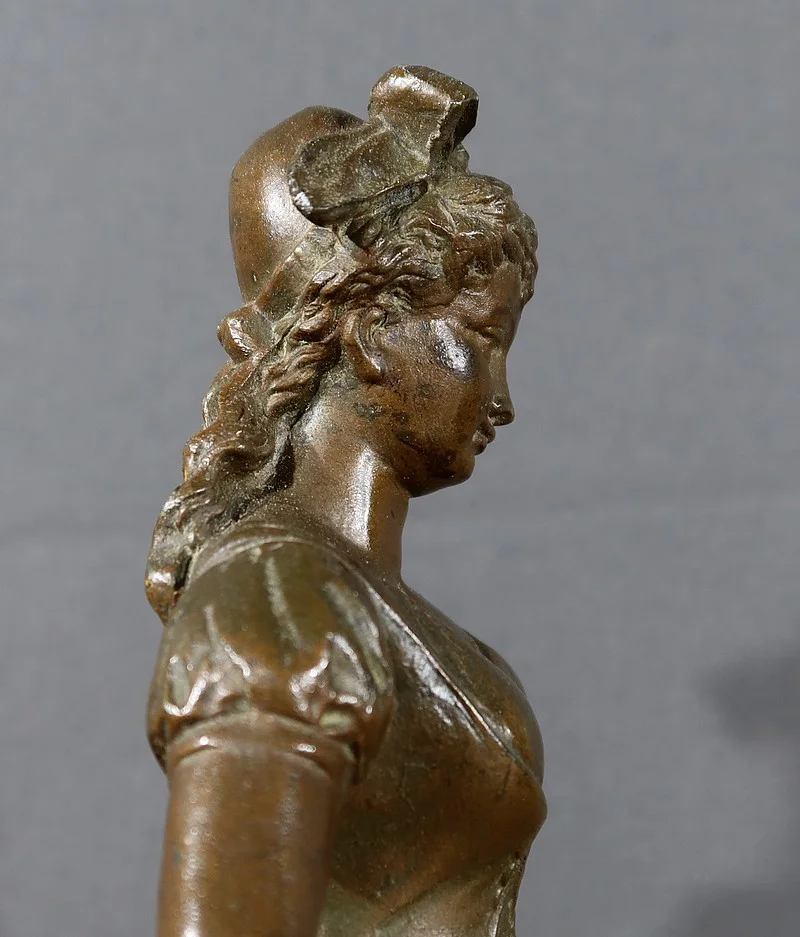SPELTER STATUETTE