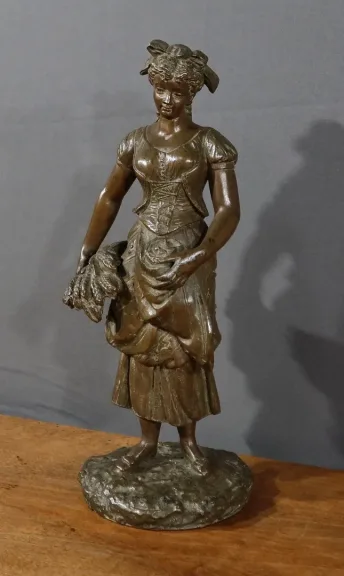 STATUETTE AUS ZINKEN