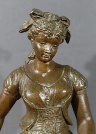 STATUETTE AUS ZINKEN