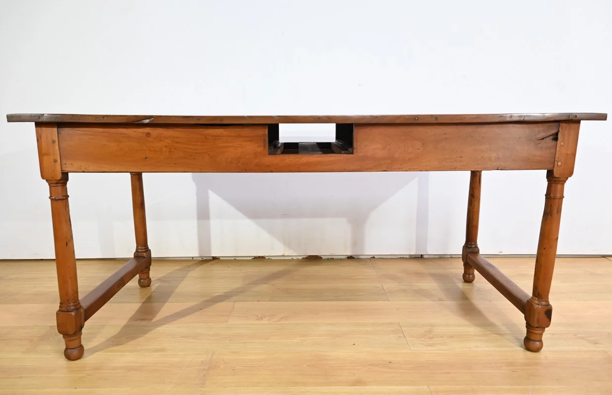 Table de Ferme de Propriété en Merisier, style Louis XIV – Début XIXe