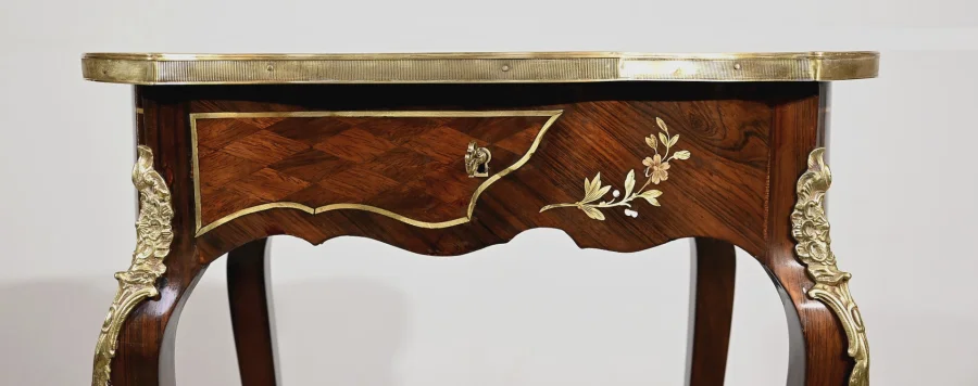 LOUIS XV STYLE OCCASIONAL TABLE