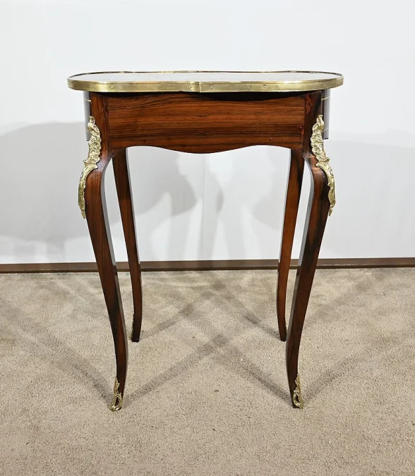 LOUIS XV STYLE OCCASIONAL TABLE
