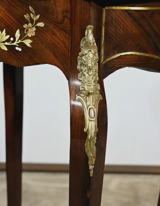 LOUIS XV STYLE OCCASIONAL TABLE
