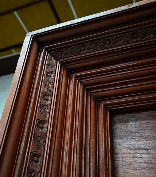 Rares Portes Indiennes en Teck, goût Louis XIV, Pondichéry - XIXe
