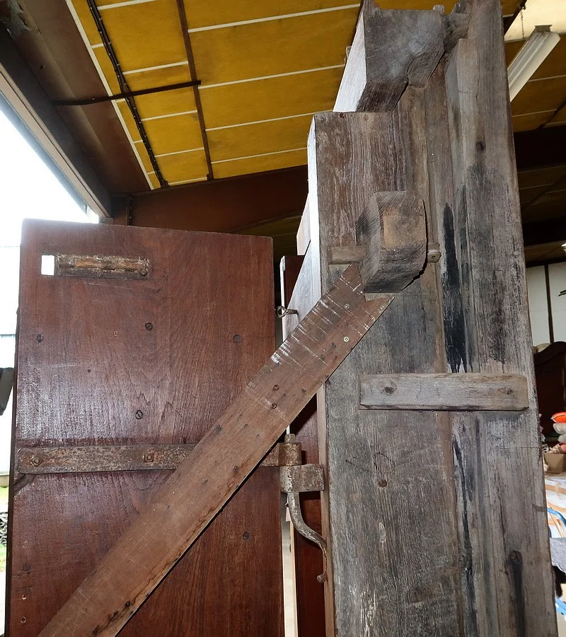 Rares Portes Indiennes en Teck, goût Louis XIV, Pondichéry - XIXe