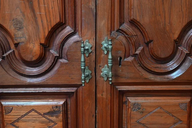 Rares Portes Indiennes en Teck, goût Louis XIV, Pondichéry - XIXe