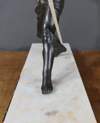 スペルター像