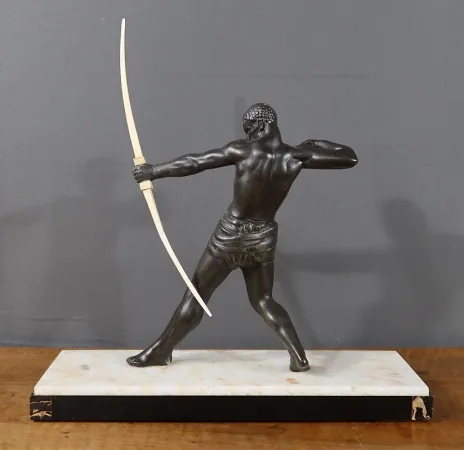 SZINKENSTATUE