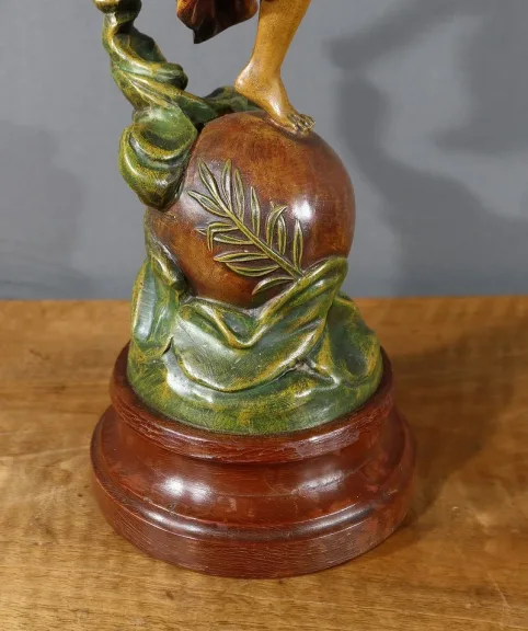 SZINKENSTATUE