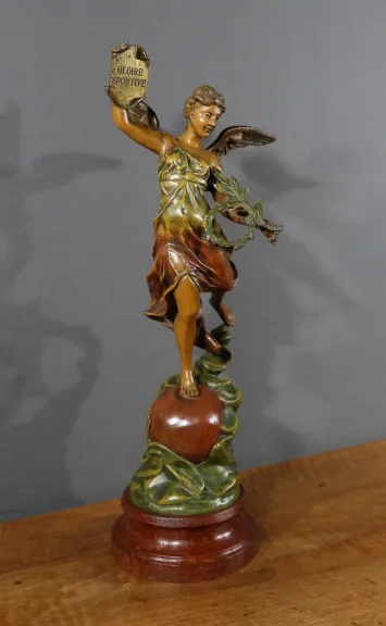 SZINKENSTATUE