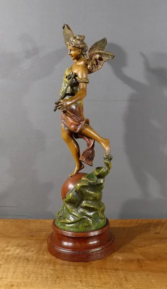 SZINKENSTATUE
