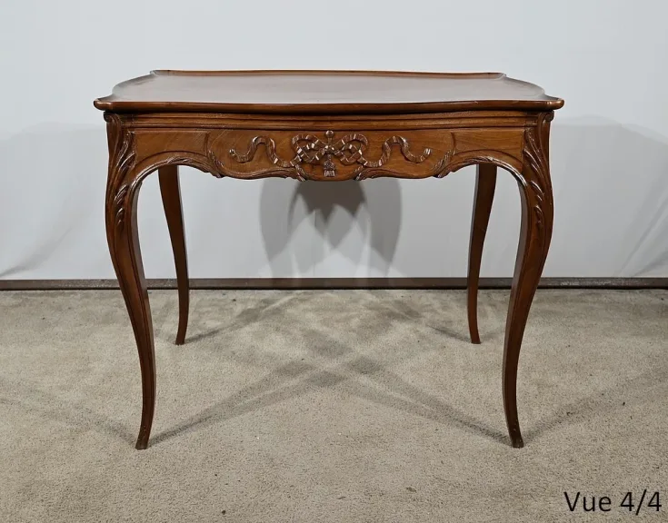 MESA DE CABARET ESTILO LUIS XV