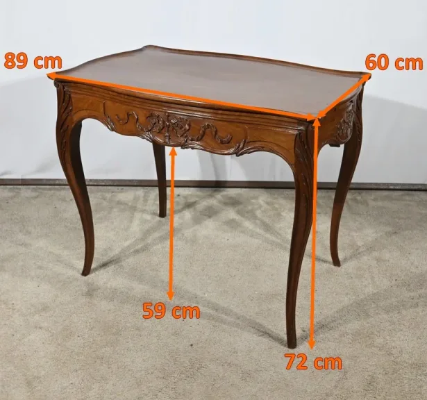 MESA DE CABARET ESTILO LUIS XV
