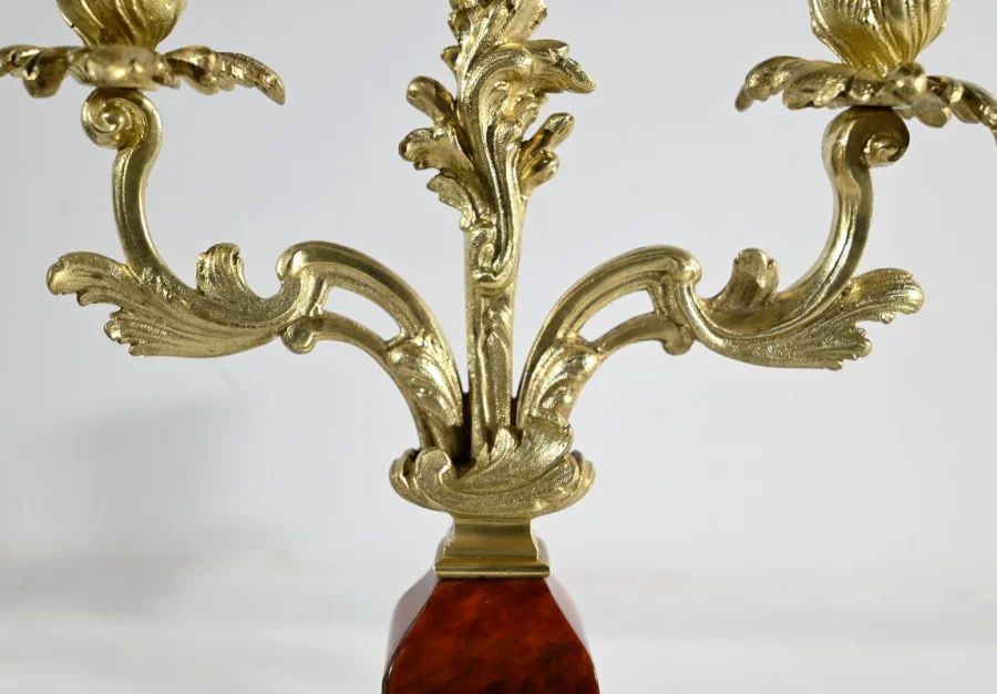 MANTLE GARNITURE