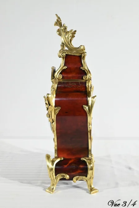 MANTLE GARNITURE
