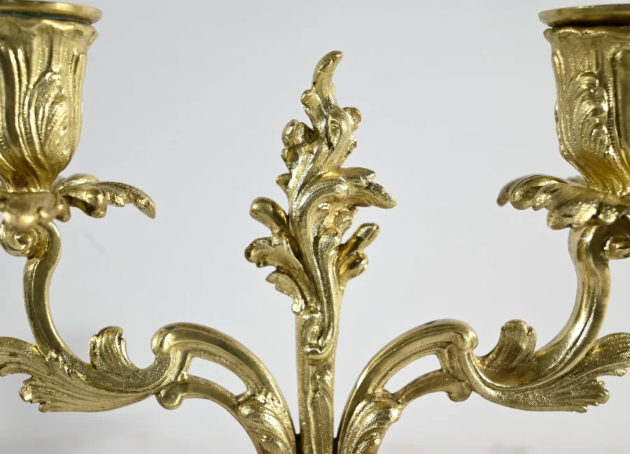MANTLE GARNITURE