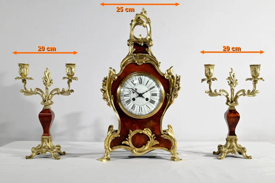 MANTLE GARNITURE