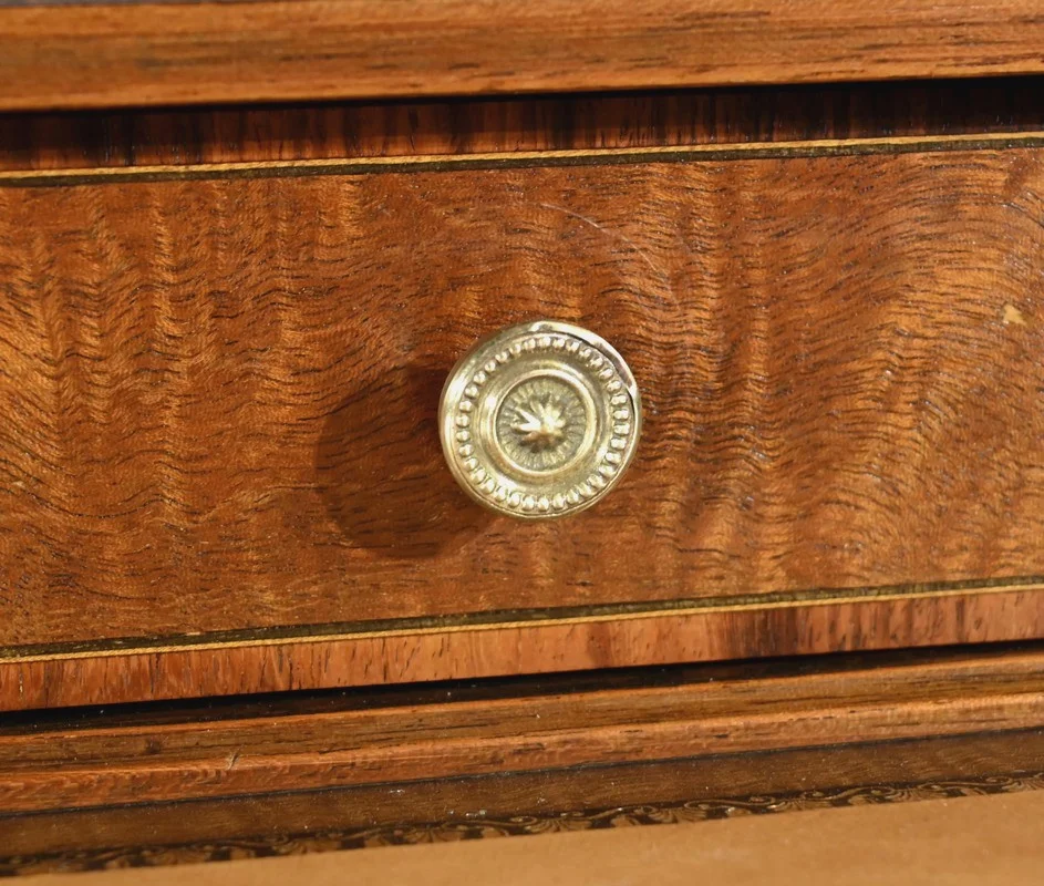 BUREAU IN FRANSE DIRECTOIRESTIJL