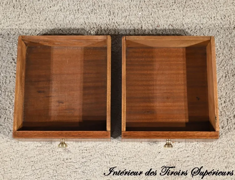 SCHREIBTISCH IM FRANZÖSISCHEN DIRECTOIRE-STIL