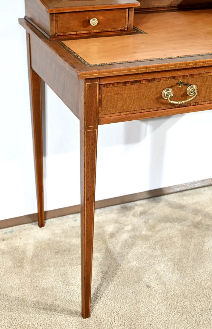 BUREAU IN FRANSE DIRECTOIRESTIJL