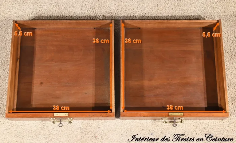 SCHREIBTISCH IM FRANZÖSISCHEN DIRECTOIRE-STIL