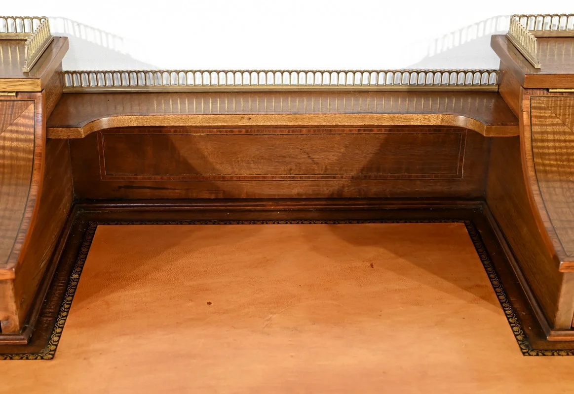 BUREAU IN FRANSE DIRECTOIRESTIJL