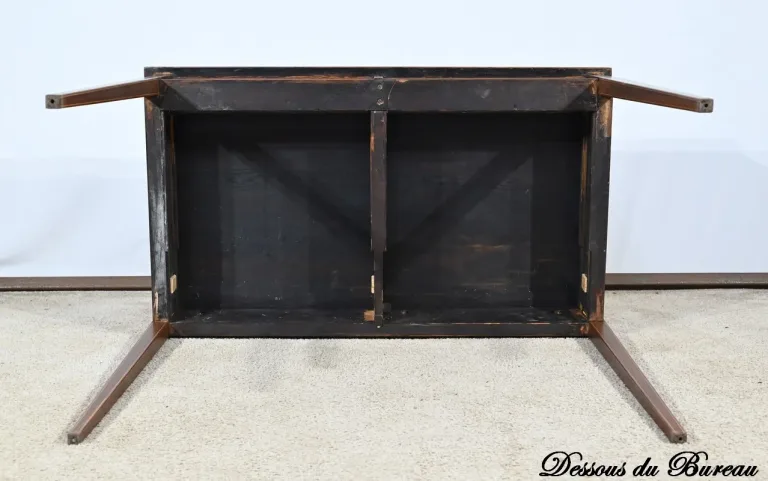 SCHREIBTISCH IM FRANZÖSISCHEN DIRECTOIRE-STIL