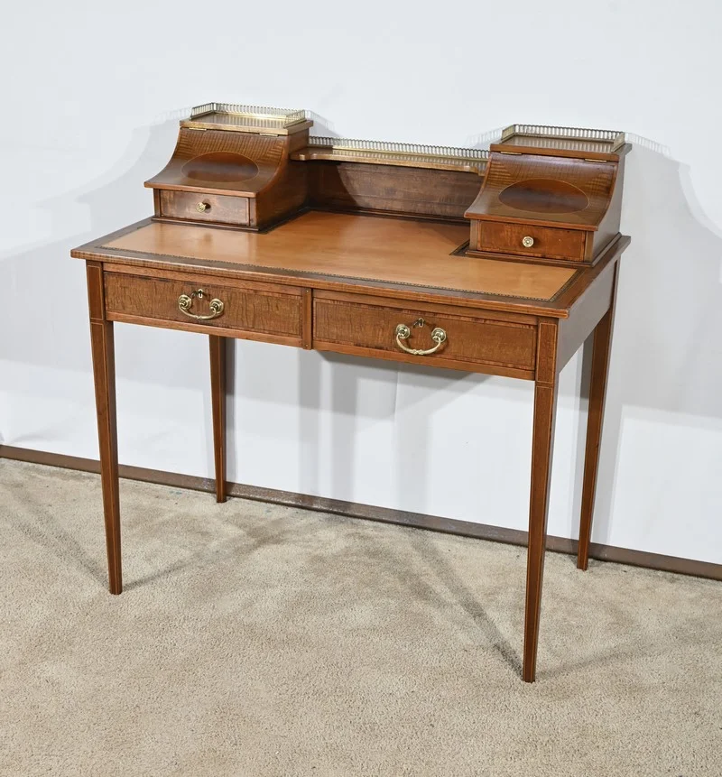 BUREAU IN FRANSE DIRECTOIRESTIJL