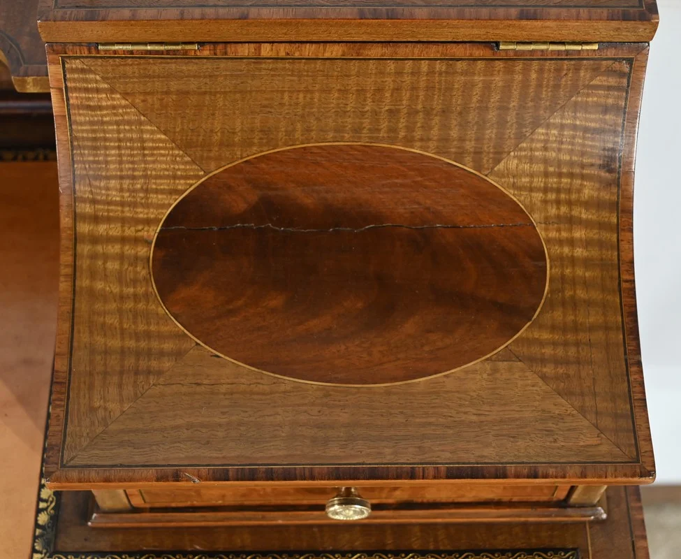 BUREAU IN FRANSE DIRECTOIRESTIJL