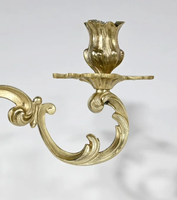 MANTLE GARNITURE