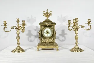 MANTLE GARNITURE