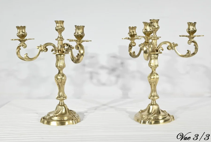 MANTLE GARNITURE
