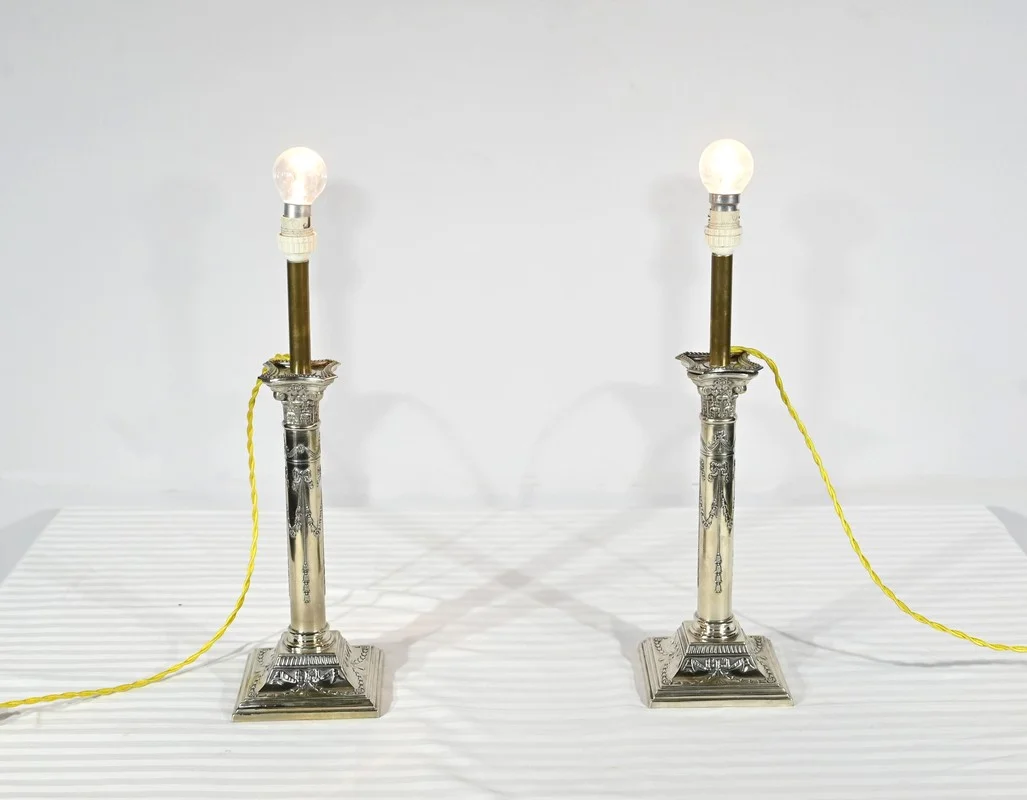 Paire de Flambeaux Électrifiés en Métal Argenté – Milieu XIXe