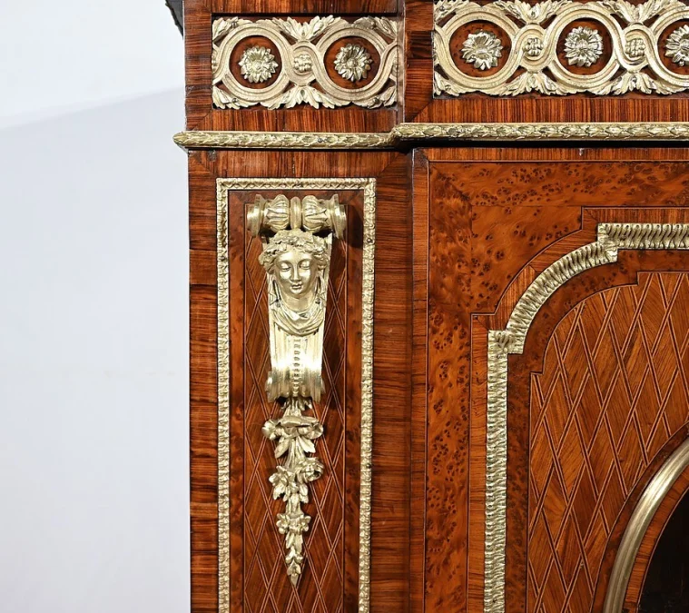 Meuble d'Entre-deux en Bois Précieux, époque Napoléon III - Milieu XIXe