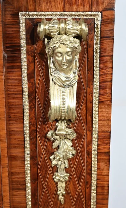 Meuble d'Entre-deux en Bois Précieux, époque Napoléon III - Milieu XIXe