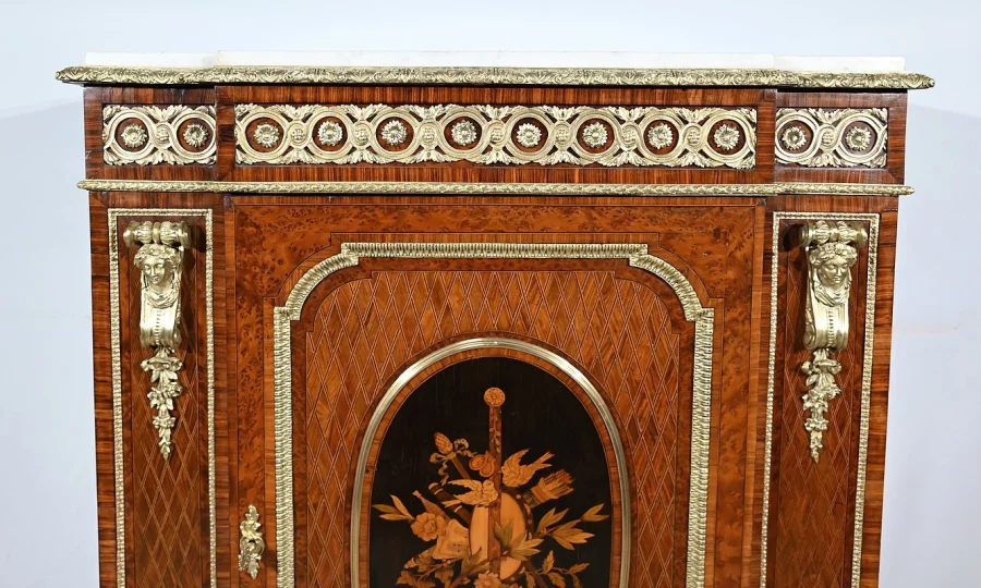 Meuble d'Entre-deux en Bois Précieux, époque Napoléon III - Milieu XIXe