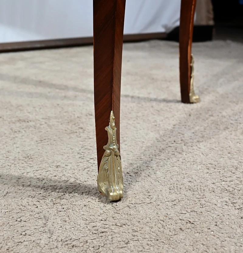 MESA DE ESCRITORIO ESTILO LUIS XV