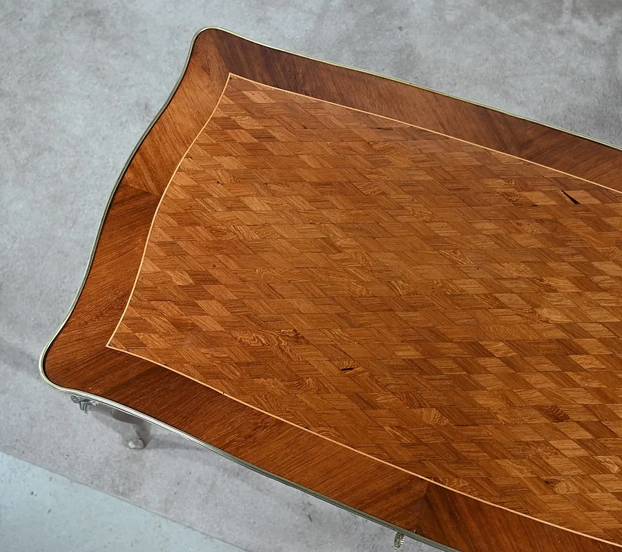 MESA DE ESCRITORIO ESTILO LUIS XV